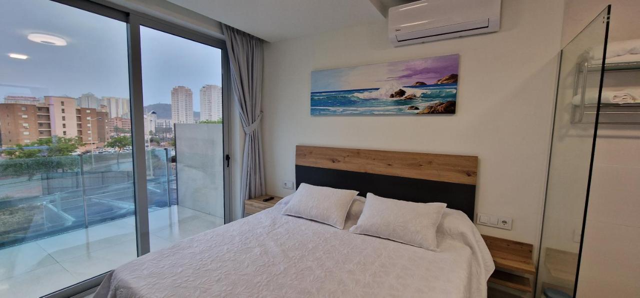 פינסטראט Apartamentos Oasis De La Cala מראה חיצוני תמונה