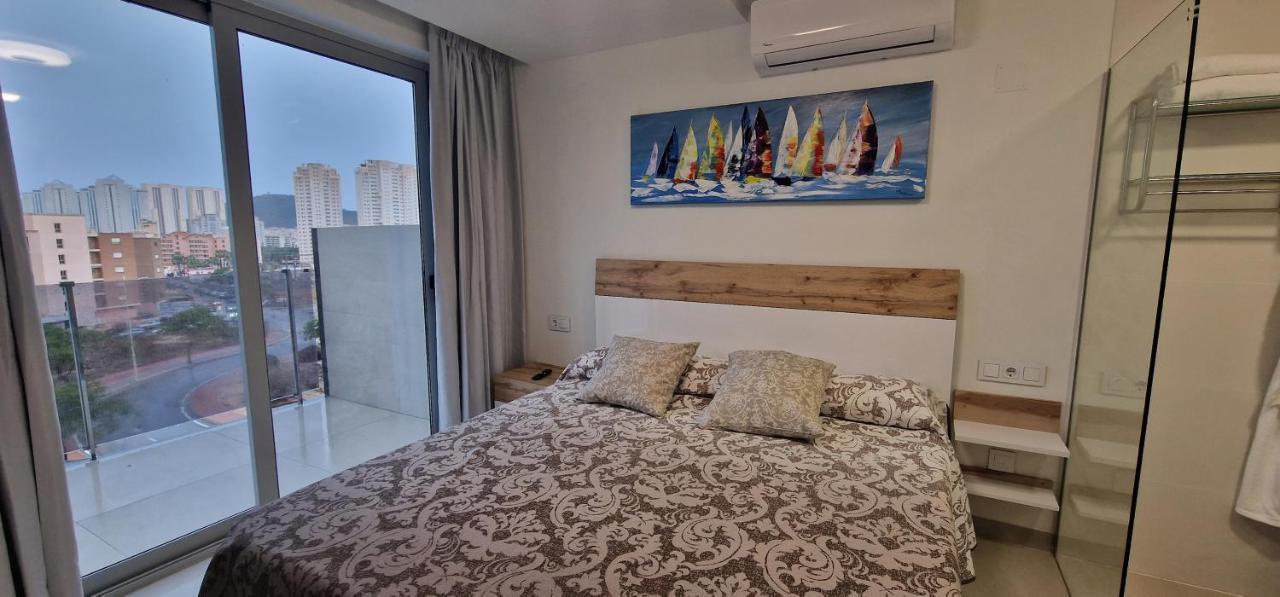 פינסטראט Apartamentos Oasis De La Cala מראה חיצוני תמונה
