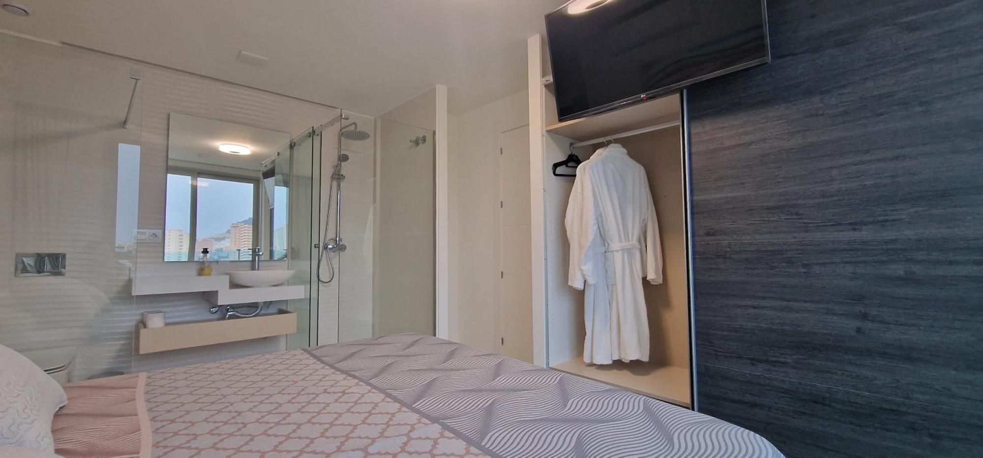 פינסטראט Apartamentos Oasis De La Cala מראה חיצוני תמונה