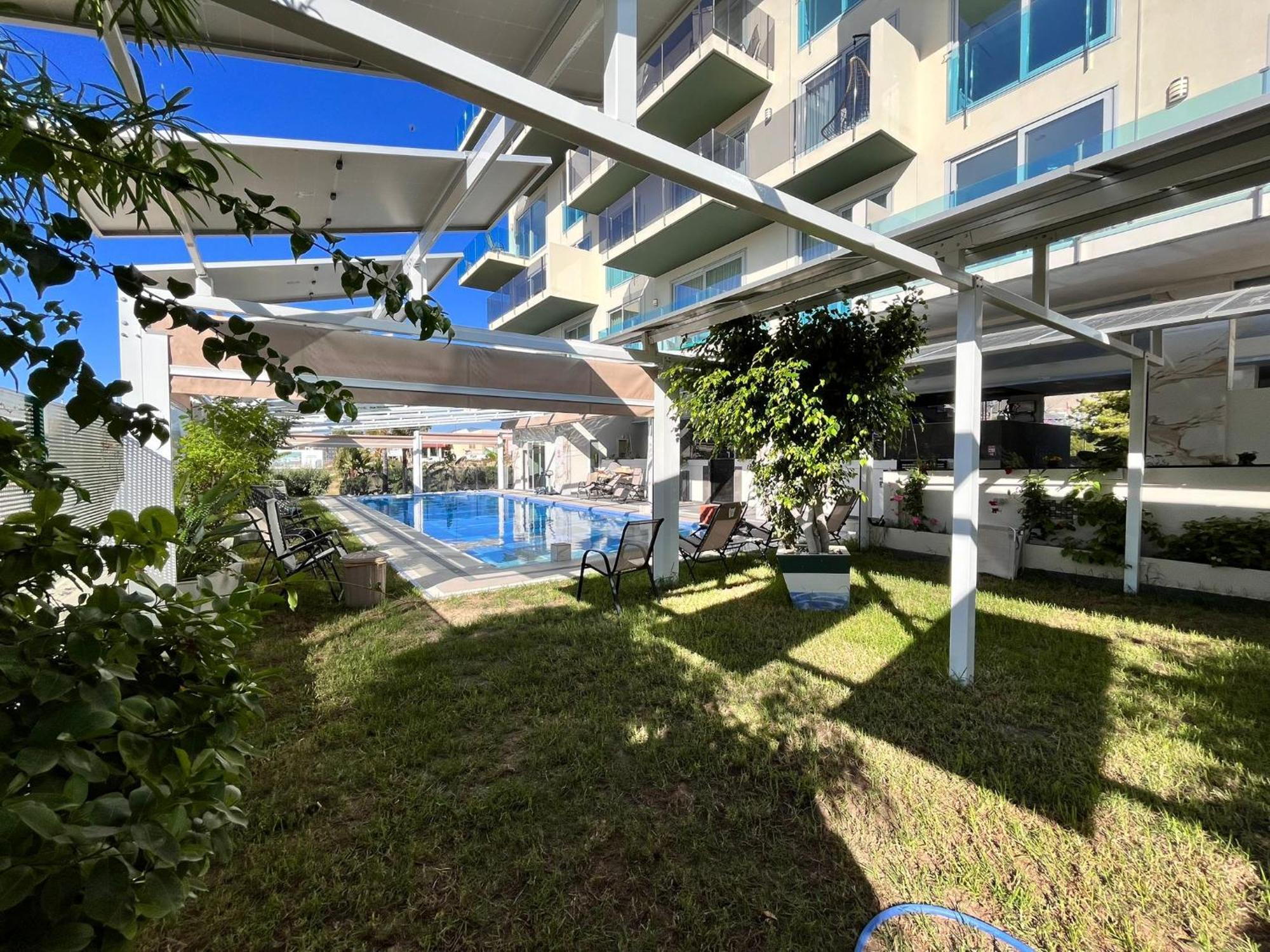 פינסטראט Apartamentos Oasis De La Cala מראה חיצוני תמונה