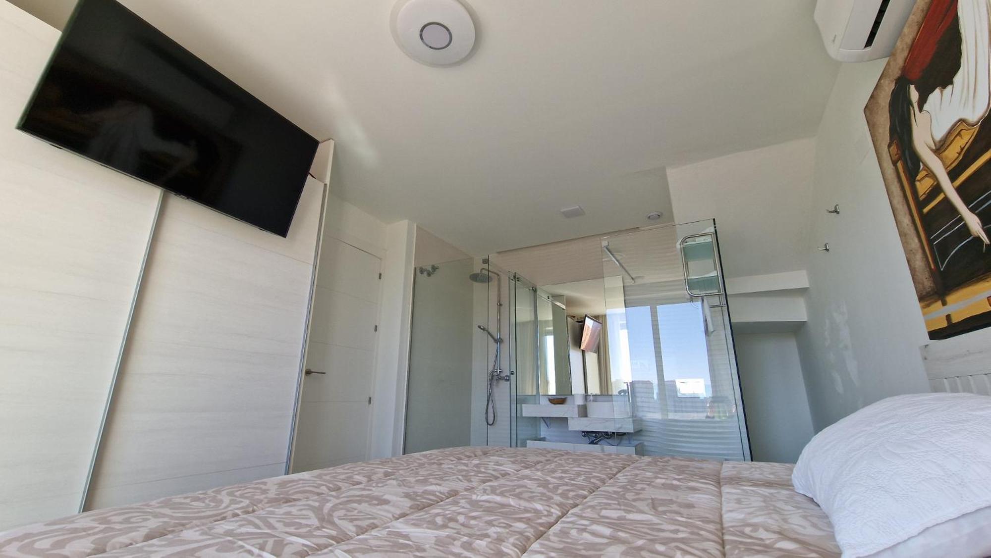 פינסטראט Apartamentos Oasis De La Cala מראה חיצוני תמונה